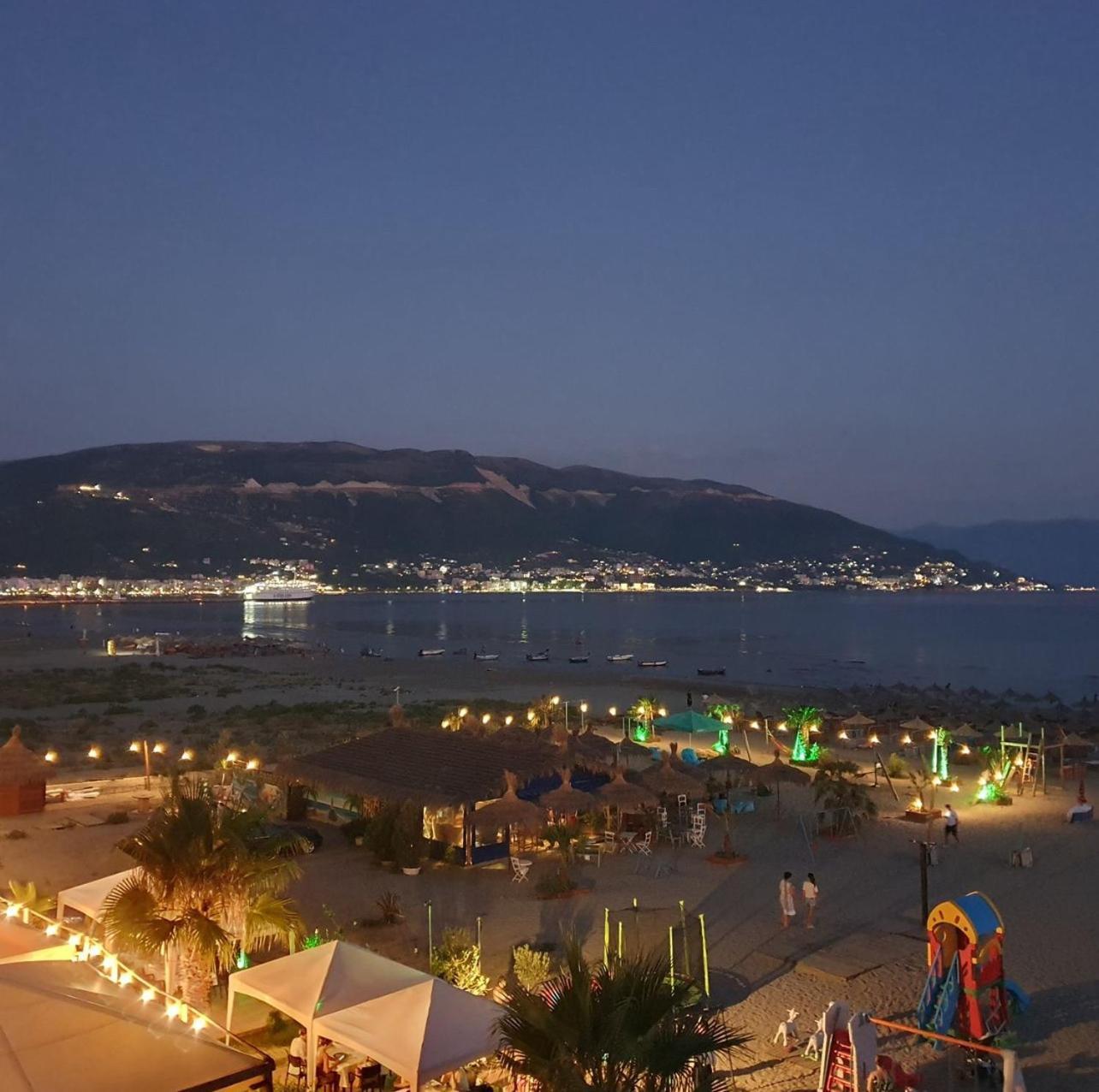 Soleil Apartment With Sunbed & Umbrella Vlorë Exteriér fotografie