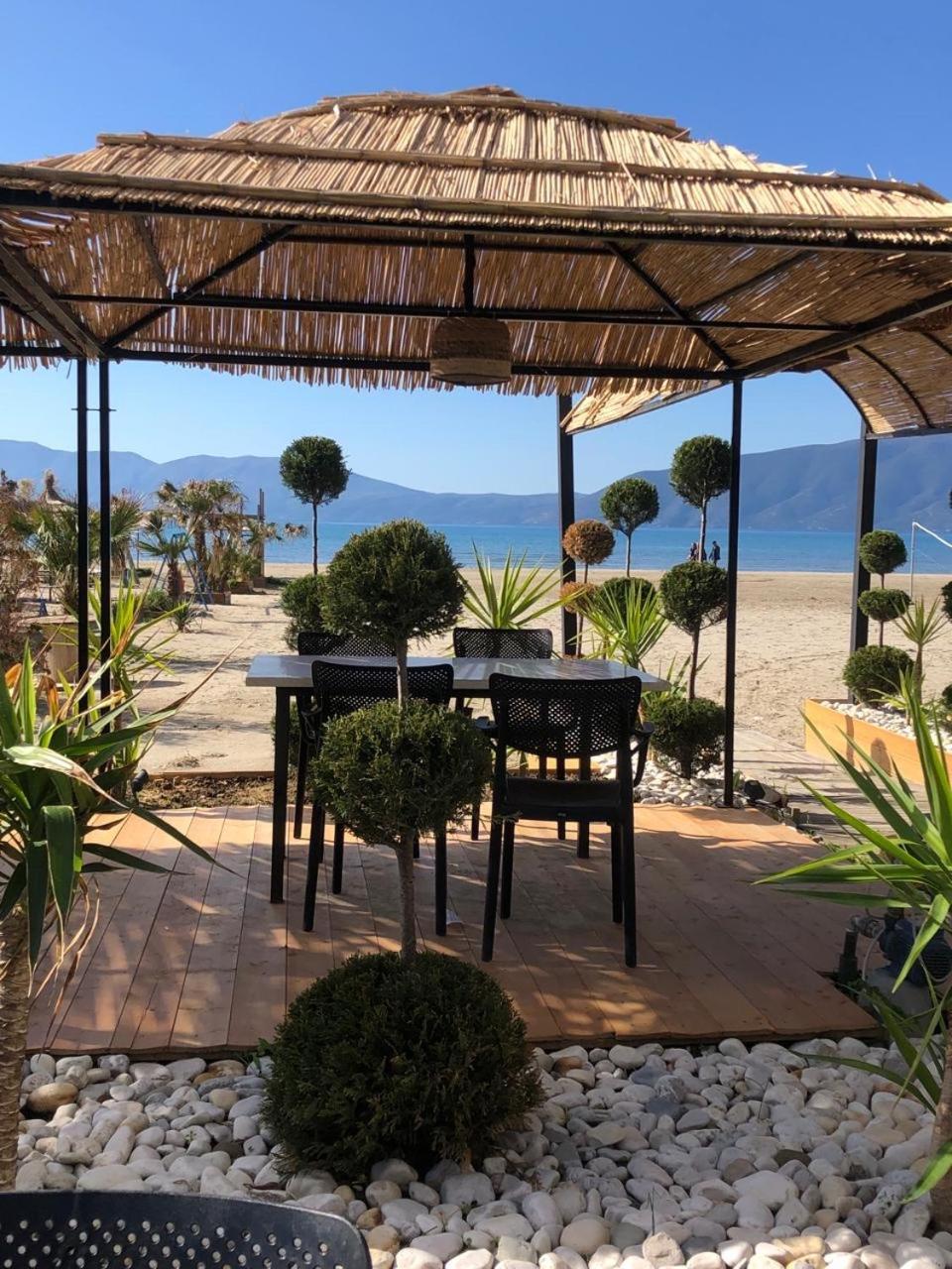 Soleil Apartment With Sunbed & Umbrella Vlorë Exteriér fotografie
